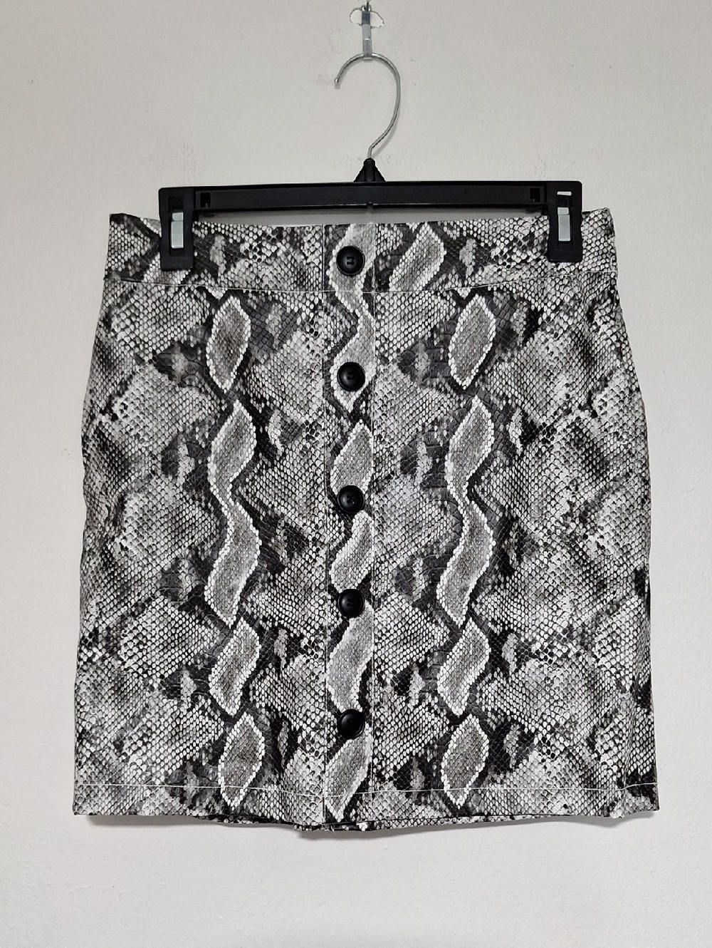 Shinestar Faux Leather  Snake Print Button-Front Skirt Festival